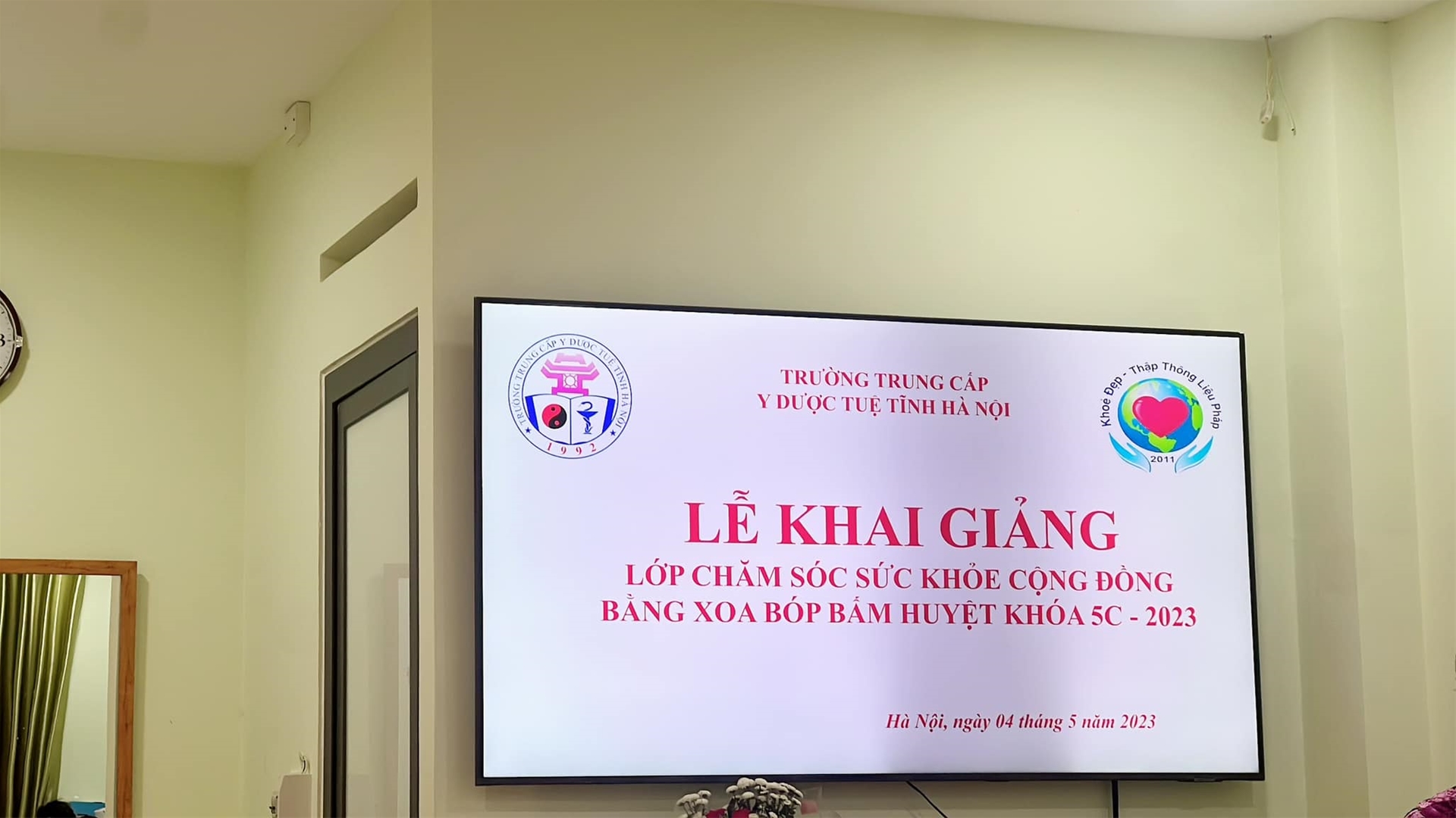 Lớp kỹ thuật viên Xoa Bóp  Ấn Huyệt chính thức khai giảng 4/5/2023 tại địa chỉ 38 Bàu Cát 8 P 11 Q Tân Bình TP Hồ Chí Minh .