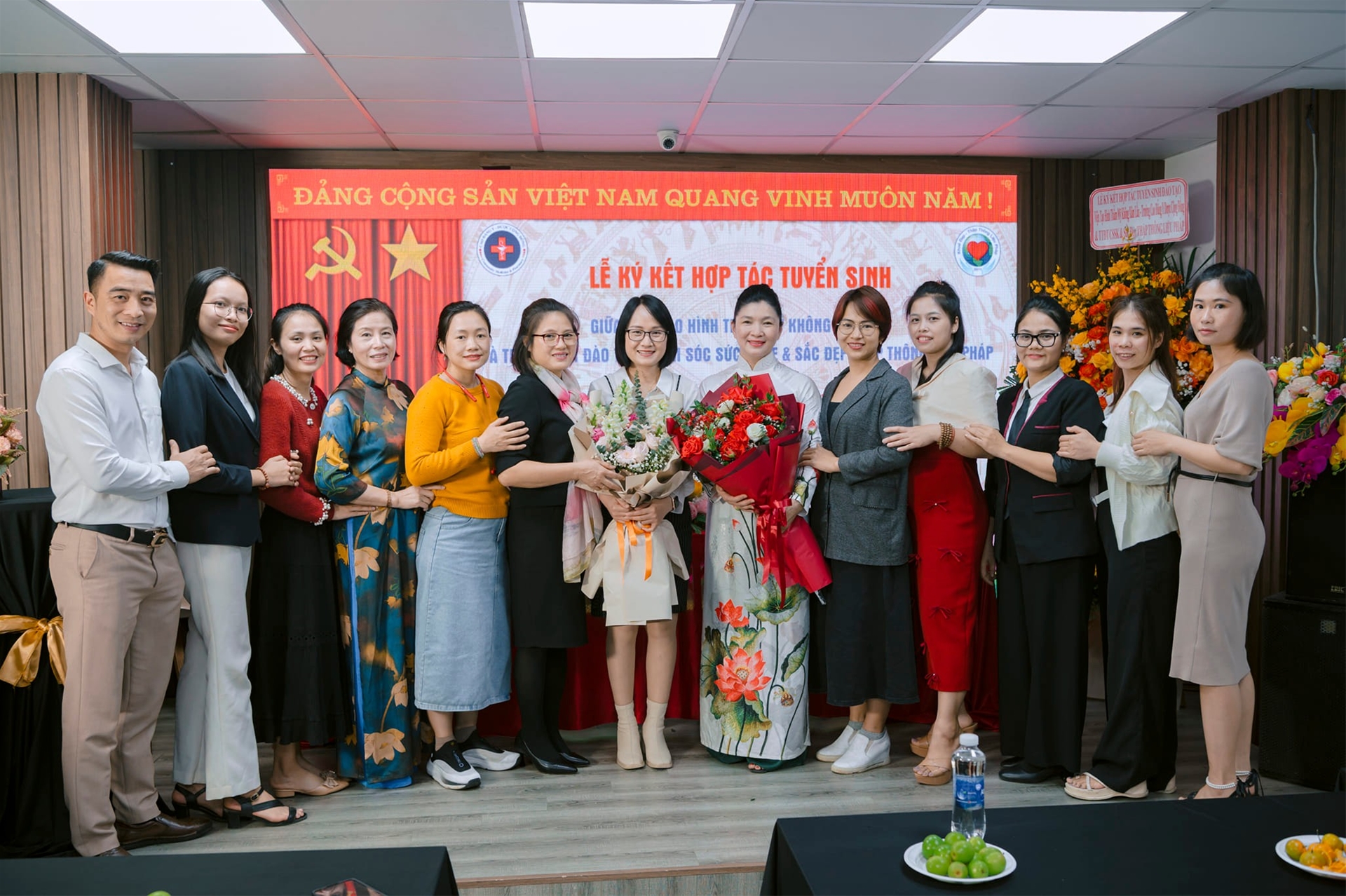 CHÚC MỪNG NGÀY THẦY THUỐC VIỆT NAM 27/2